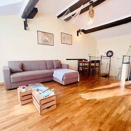 Maison Du Port Vieux Apartment Sanremo Luaran gambar