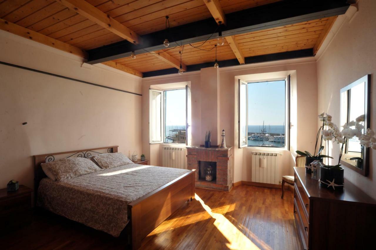 Maison Du Port Vieux Apartment Sanremo Luaran gambar