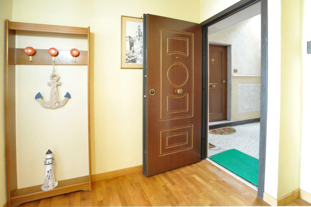 Maison Du Port Vieux Apartment Sanremo Luaran gambar