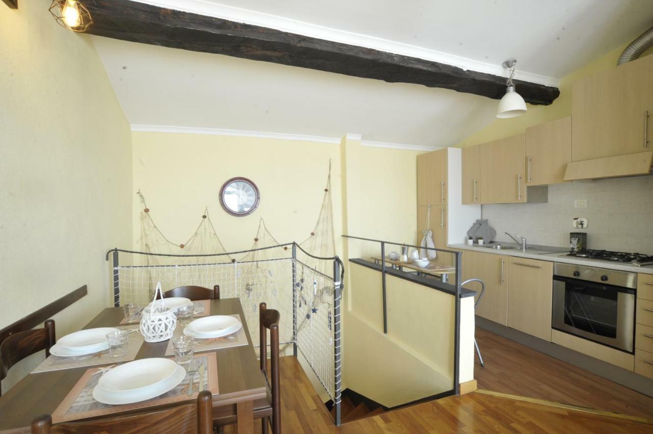 Maison Du Port Vieux Apartment Sanremo Luaran gambar